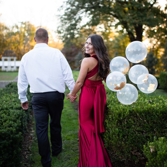 Red mermaid gown - Picture 8 of 9